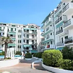 Residence Palmar -Solo Per Famiglie -Walterigato Apartments